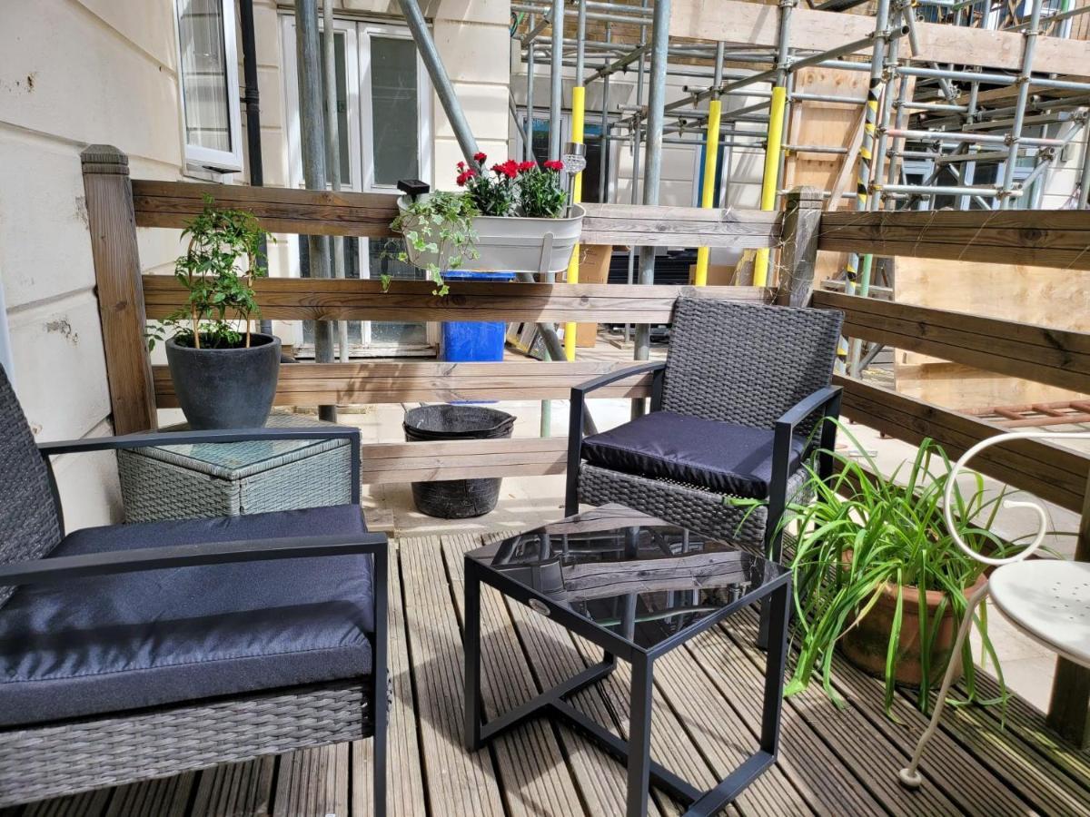 Three Bedroom Apartment By Beautiful Park London Exterior foto