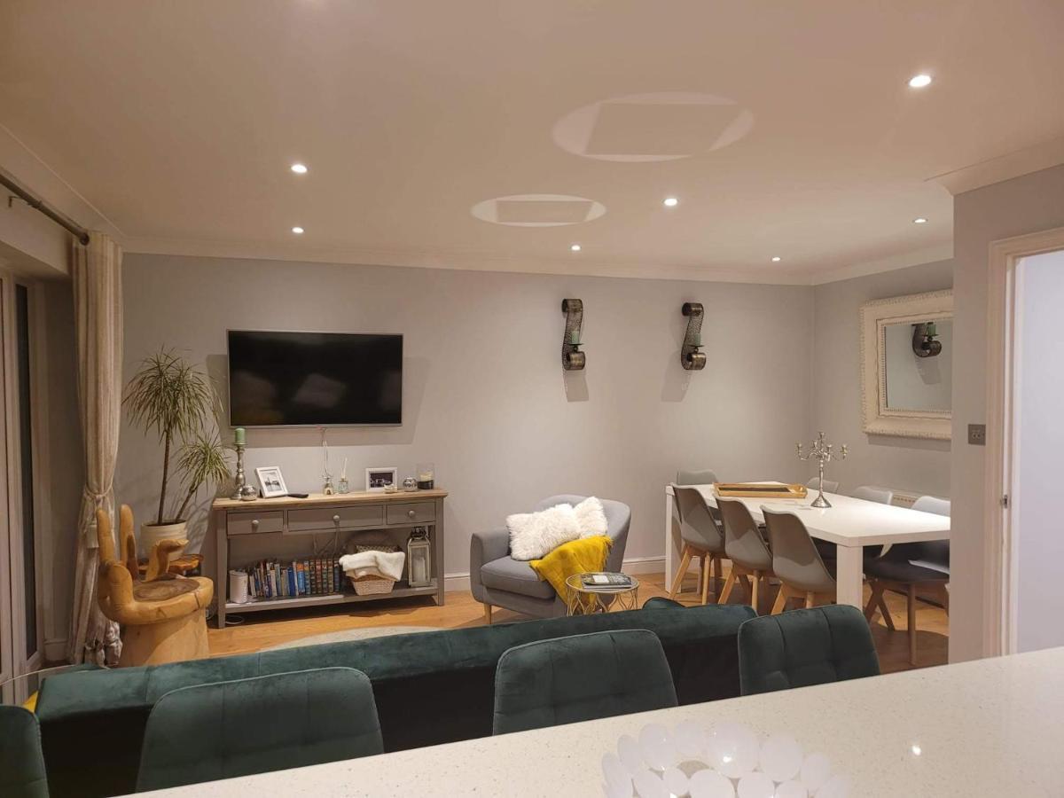 Three Bedroom Apartment By Beautiful Park London Exterior foto