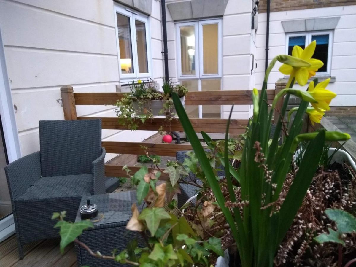 Three Bedroom Apartment By Beautiful Park London Exterior foto