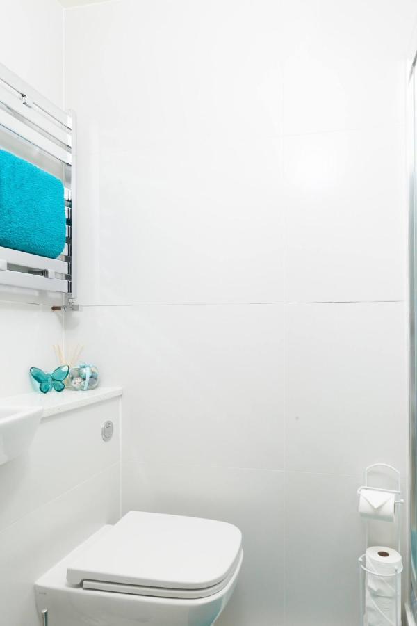 Three Bedroom Apartment By Beautiful Park London Exterior foto