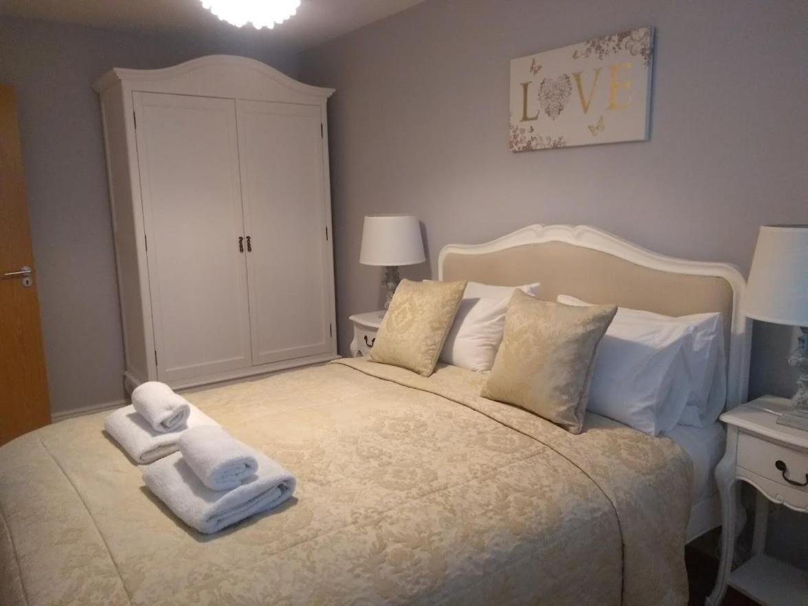 Three Bedroom Apartment By Beautiful Park London Exterior foto